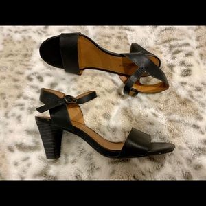 Lucky Brand strappy black leather dress heels